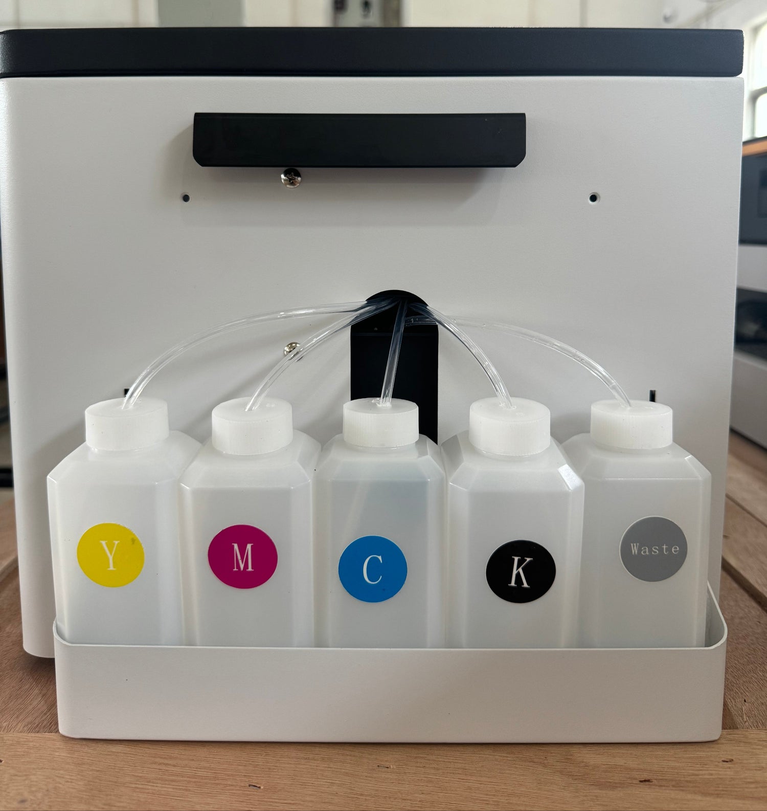 automatic low-ink warning system prevents unexpected interruptions